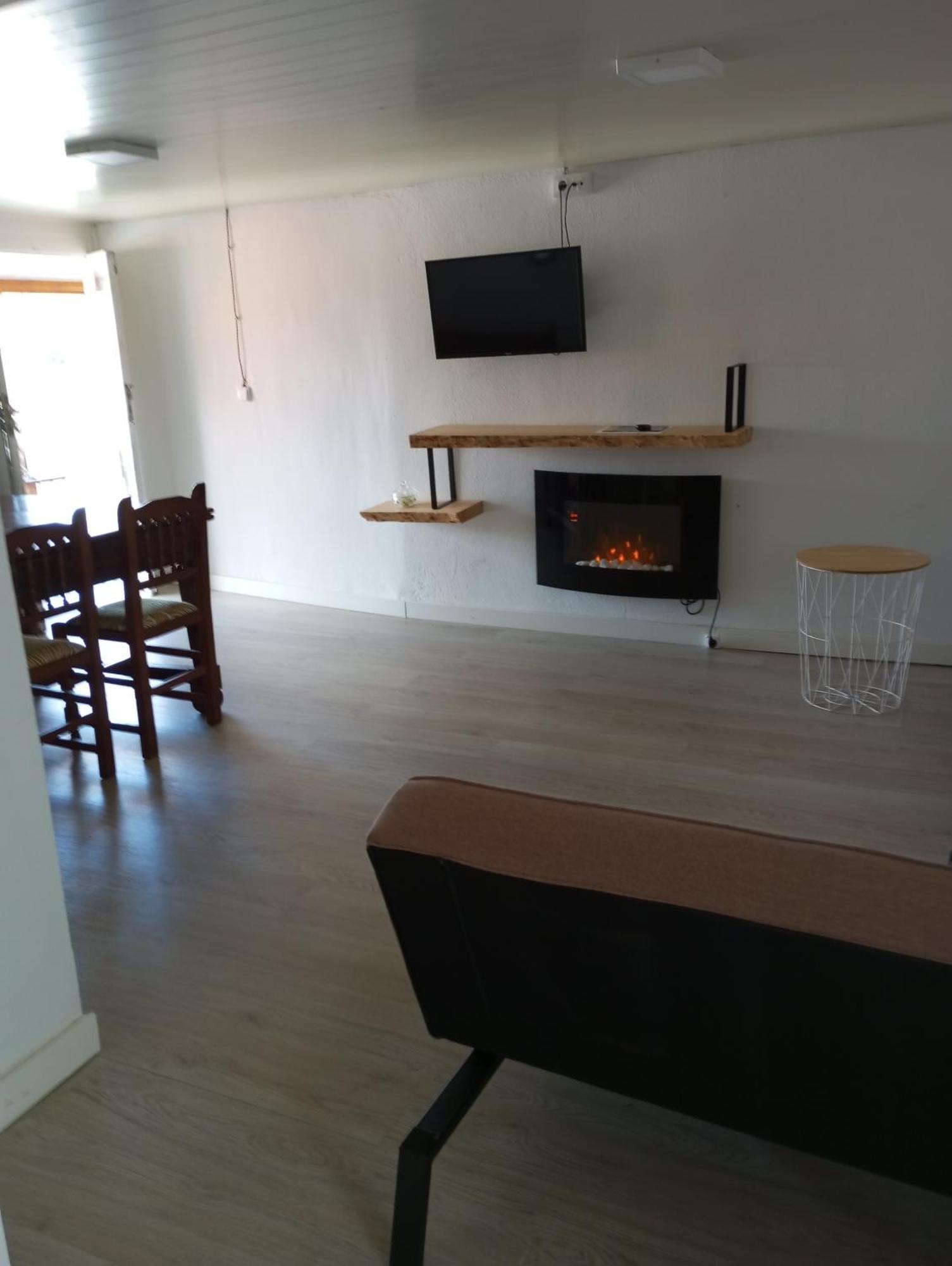 Balcon De Los Rios Apartment Cristosende ภายนอก รูปภาพ